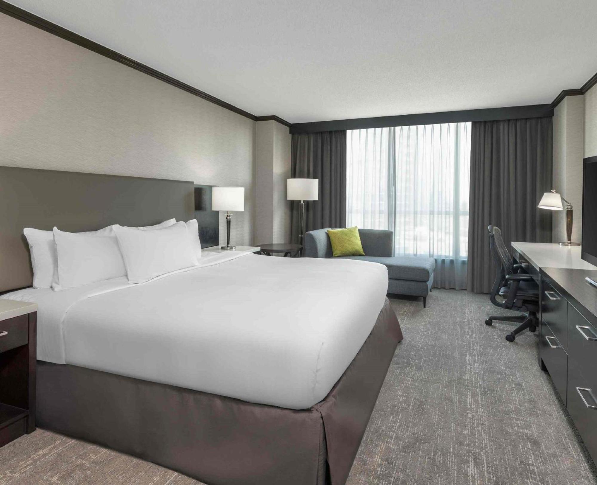 בורנבי Hilton Vancouver Metrotown מראה חיצוני תמונה