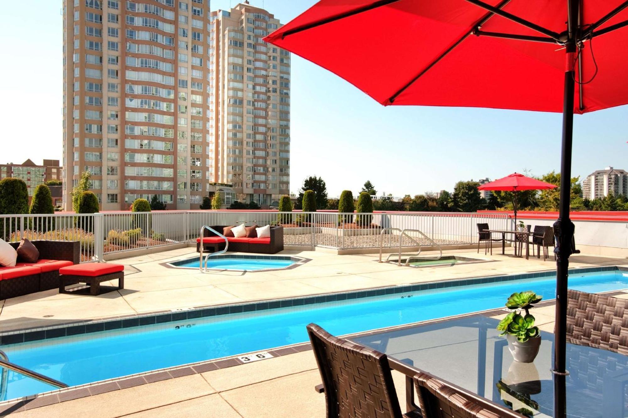 בורנבי Hilton Vancouver Metrotown מראה חיצוני תמונה