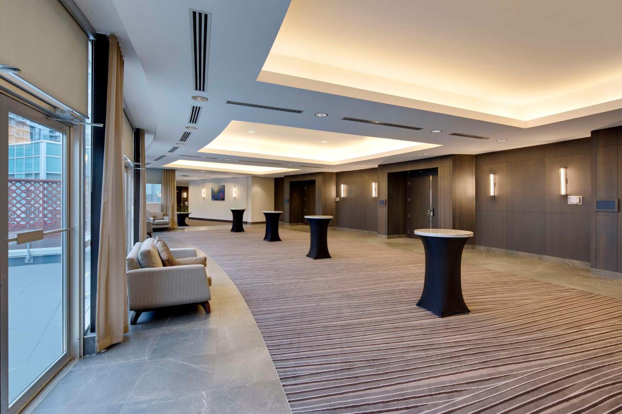 בורנבי Hilton Vancouver Metrotown מראה חיצוני תמונה