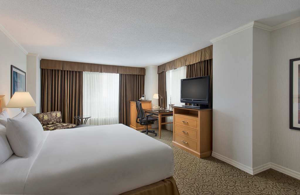 בורנבי Hilton Vancouver Metrotown מראה חיצוני תמונה